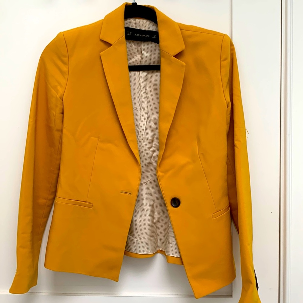 Mustard colored blazer